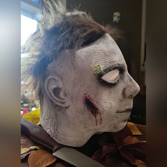 Michael Myers Halloween Mask Excellent Condition - Picture 3 of 5